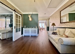 Photo 27- click for photo gallery